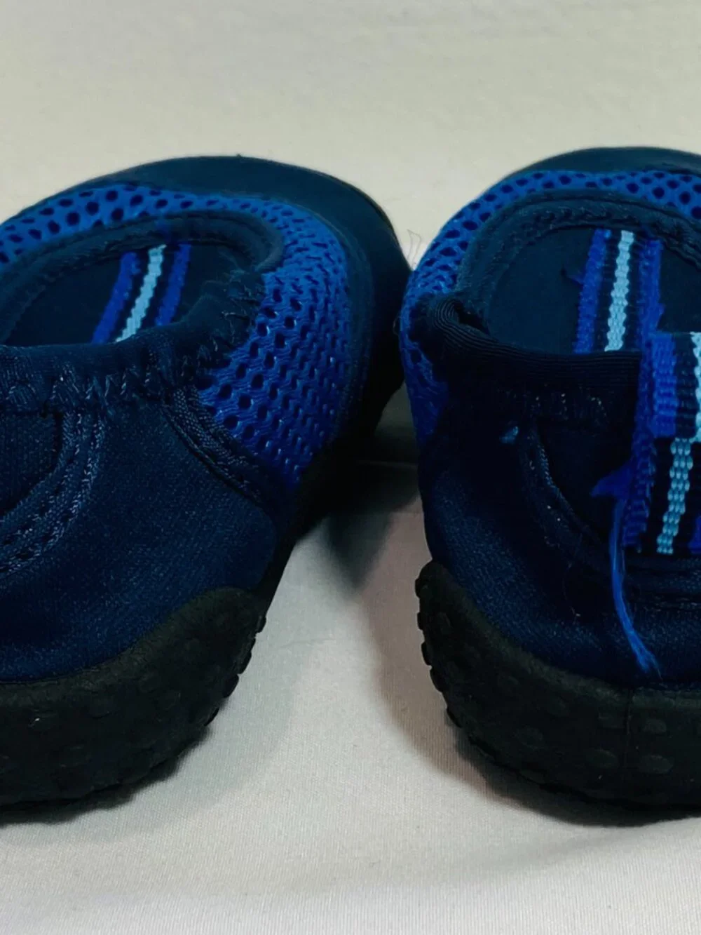 Koala Kids Sz 6 Toddler Water Shoes Navy, VGUC